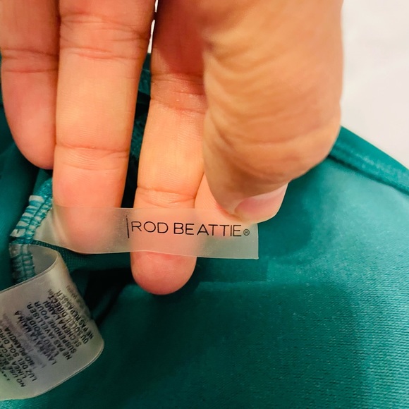 Rod Beattie gorgeous emerald ruffle one piece - Picture 4 of 6